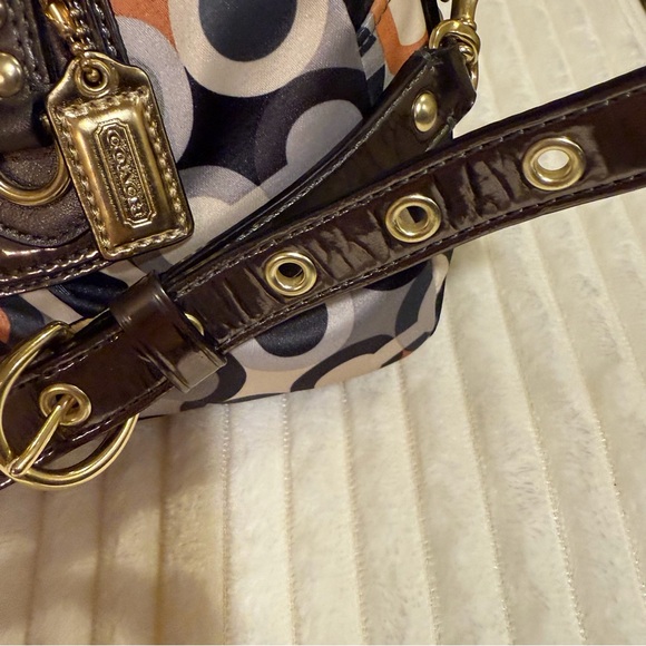 Coach Limited Edition Op Art Sabrina Satchel bag. - Picture 13 of 15